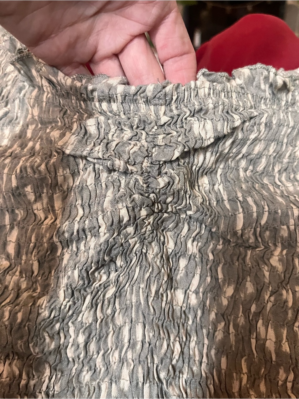 Salty Lemon NWT- Khaki-tan Shirred Bodice top- on or off shoulder Sz L-Sold Out - Picture 13 of 13